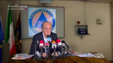 Fratelli di Crozza/ Zaia contro DPCM di Conte: “Non puoi chiudere a Natale”