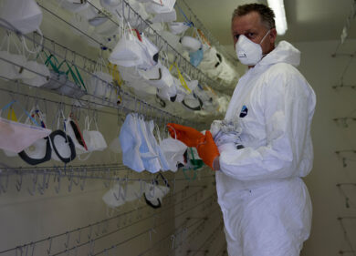 Mascherine, maxicommessa da 72 milioni: c’è anche la Chaouqui tra i 4 indagati