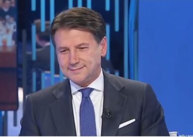 Giuseppe Conte e i silenzi al cospetto di Lilli Gruber. VIDEO