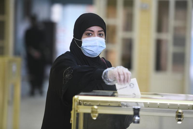 Elezioni Kuwait 2020, cambiano i volti ma le donne restano fuori Elezioni Kuwait 2020, cambiano i volti ma le donne restano fuori