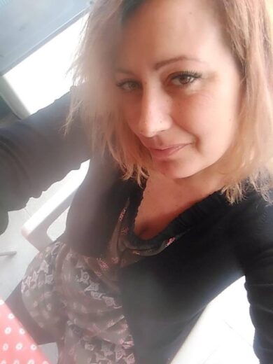 Erika canta il cenone blindato in anteprima su Affari