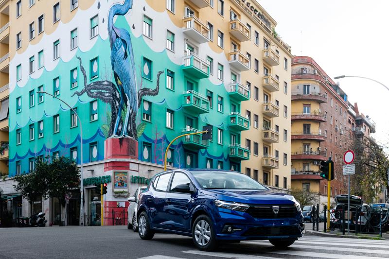 Dacia Sandero si rinnova puntando tecnologia ed emozione Dacia Sandero si rinnova puntando tecnologia ed emozione