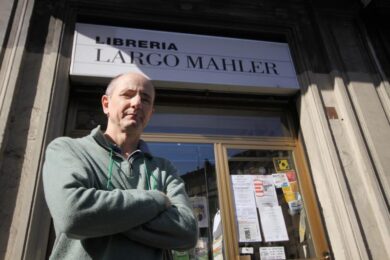 Libri sotto casa, il libraio indipendente che consegna più veloce di Amazon