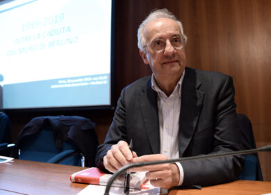 Rai, Veltroni è ovunque. E c’è chi lo sogna al vertice di Rcs