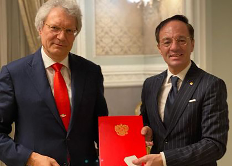 Dalla Russia medaglia al valore militare al console onorario Vincenzo Schiavo Dalla Russia medaglia al valore militare al console onorario Vincenzo Schiavo