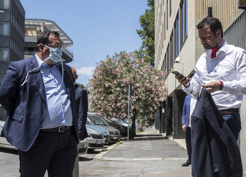 Comunali Roma, Raggi ha paura del Pd. Durigon: “Non nomi ma una squadra”