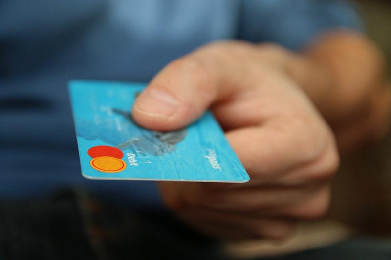 Cashback, Italia Viva a Conte: “Festeggi? Ma così si creano gli assembramenti” Cashback, Italia Viva a Conte: “Festeggi? Ma così si creano gli assembramenti”