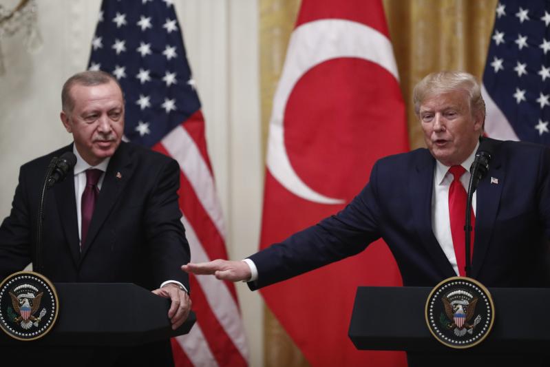 Trump incastra Biden con la Turchia. Sanzioni a Erdogan per i missili russi Trump incastra Biden con la Turchia. Sanzioni a Erdogan per i missili russi