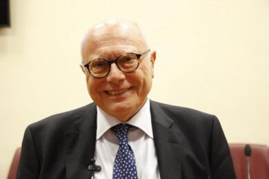 Assembramenti, Galli (Sacco): se si continua così a gennaio terza ondata