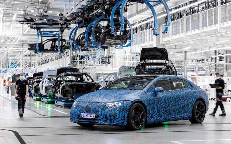 Mercedes: offensiva elettrica entro il 2022 sei nuovi modelli EQ Mercedes: offensiva elettrica entro il 2022 sei nuovi modelli EQ