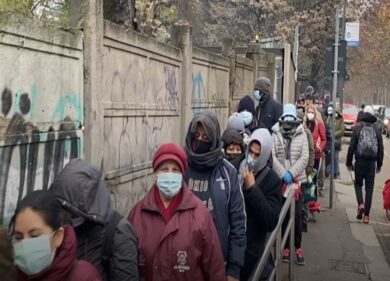 Ressa per i regali di Natale al Pane Quotidiano: 4mila in coda. VIDEO
