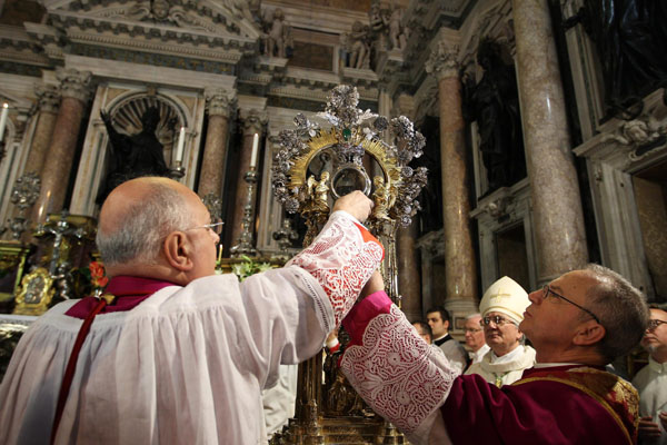 San Gennaro, 2020 anno no. Niente miracolo a Napoli,il sangue non si è sciolto San Gennaro, 2020 anno no. Niente miracolo a Napoli,il sangue non si è sciolto