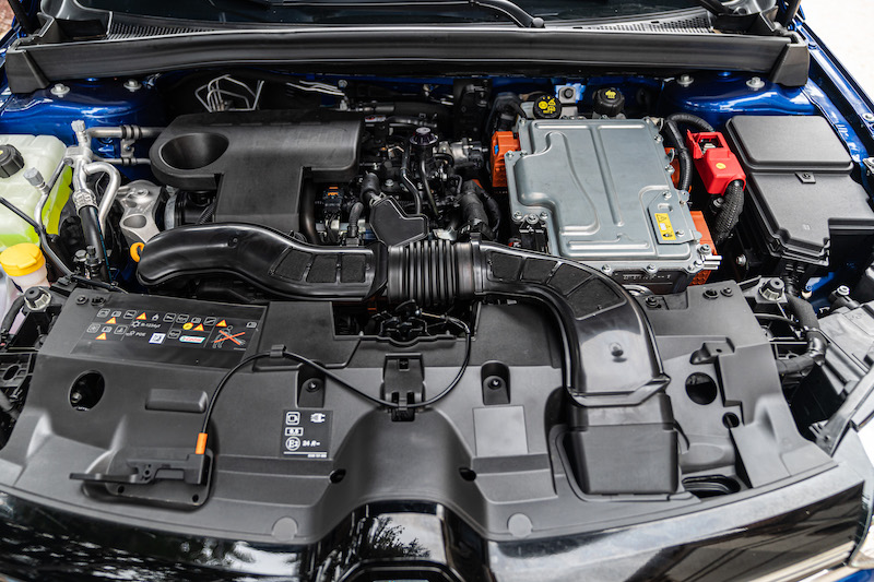 Nuova Renault Megane Sporter E-Tech, il piacere di guida anche in elettrico