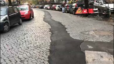 Buche killer a Roma, impossibile la manutenzione delle strade: mancano i fondi