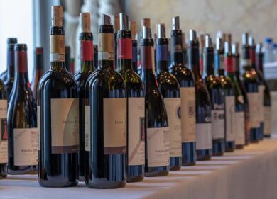 Scorte in cantina diventano garanzia per i produttori grazie a Intesa Sanpaolo