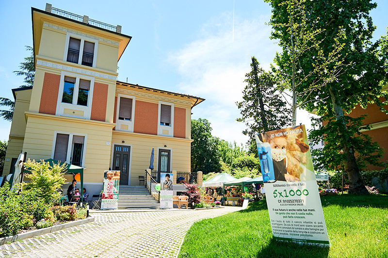 Intesa Sanpaolo, al via il progetto ospitalità: Una casa per la mia famiglia Intesa Sanpaolo, al via il progetto ospitalità: Una casa per la mia famiglia