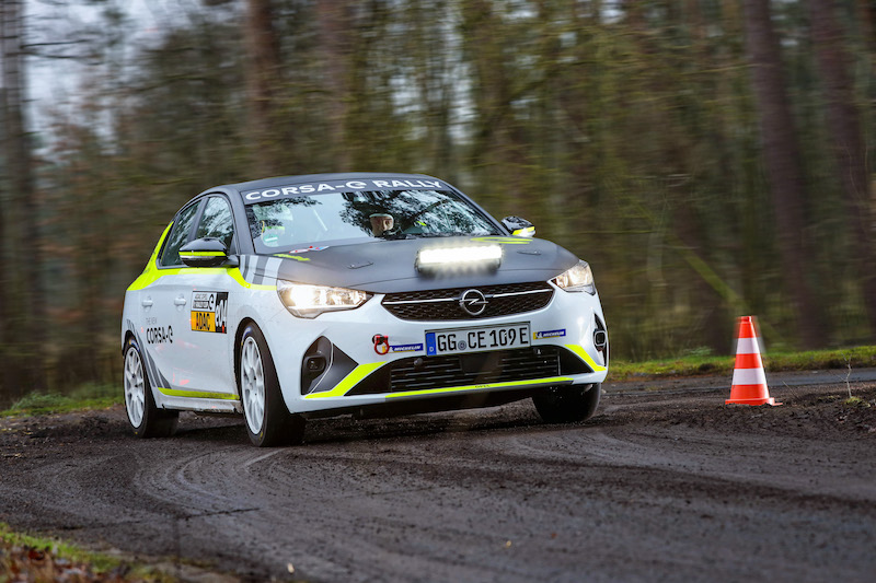 Si accendono i riflettori sull’ ADAC Opel e-Rally Cup Si accendono i riflettori sull’ ADAC Opel e-Rally Cup