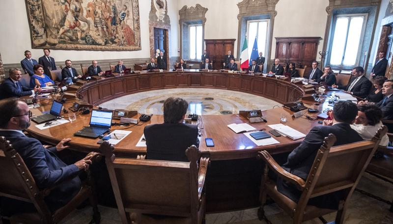 Decreto Milleproroghe: pedaggi autostradali congelati fino a luglio Decreto Milleproroghe: pedaggi autostradali congelati fino a luglio