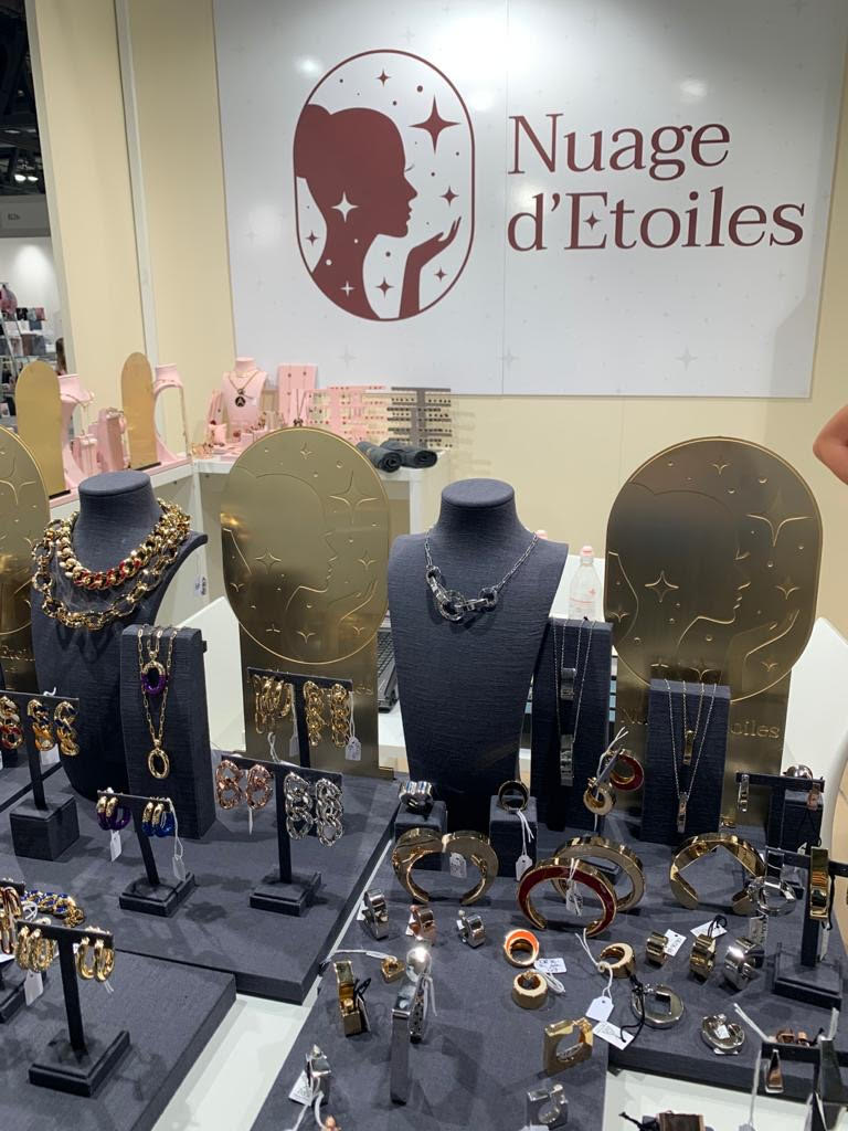 Fashion, le aziende del bijoux contro la crisi Fashion, le aziende del bijoux contro la crisi