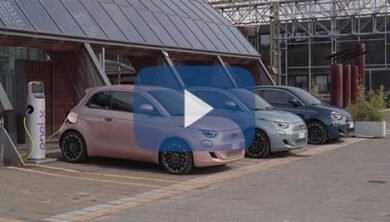 FCA affronta le sfide del futuro con i suoi modelli ibridi ed elettrici.