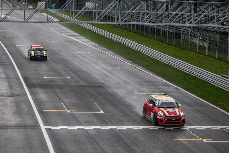 Mini Challenge scalda i motori per la stagione 2021
