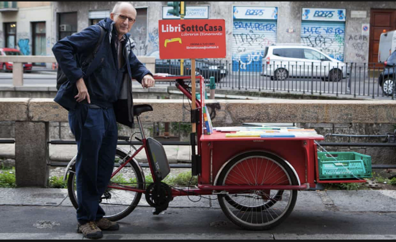La ciclo-libreria a pedalata assistita che fa concorrenza ad Amazon