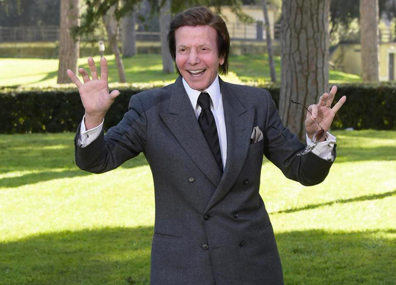 Una magia per cancellare il Covid. La soluzione arriva dal mitico mago Silvan Una magia per cancellare il Covid. La soluzione arriva dal mitico mago Silvan