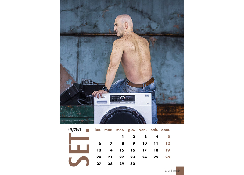 Whirlpool, “Sulla mia pelle”: il calendario che ripercorre venti mesi di lotta Whirlpool, “Sulla mia pelle”: il calendario che ripercorre venti mesi di lotta