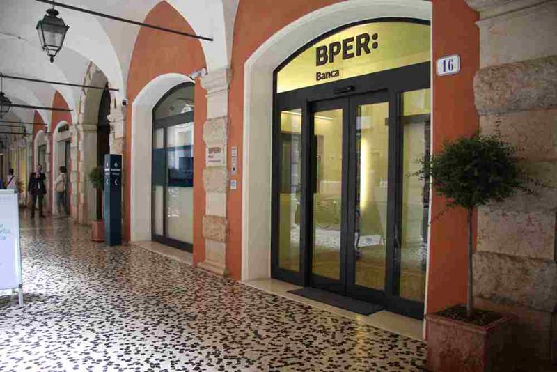 Bper, trovato l’accordo con i sindacati sull’acquisto delle filiali da Intesa