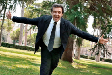 Flavio Insinna fa infuriare i cacciatori, loro boicottano L’Eredità