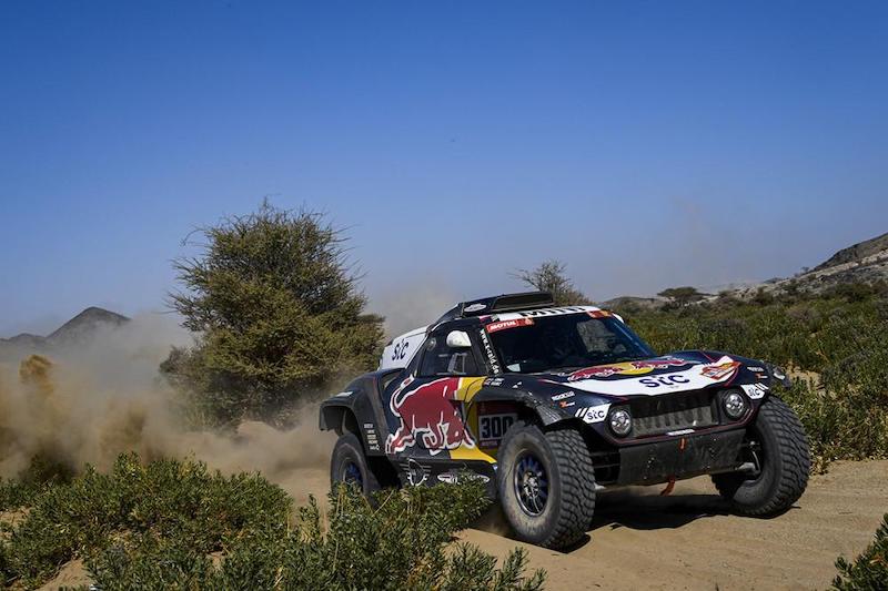 Dakar 2021, Ruggito di Sainz nella Tappa 1 Dakar 2021, Ruggito di Sainz nella Tappa 1