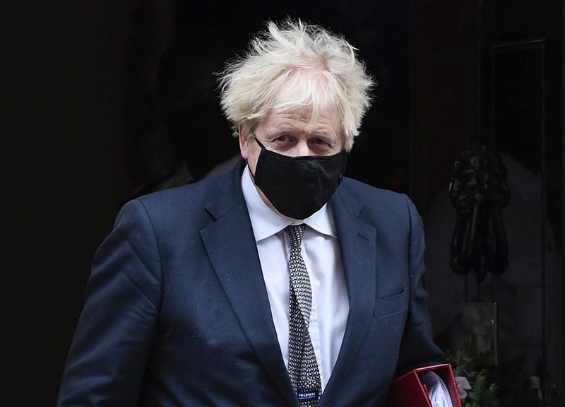 Covid, nuova impennata di contagi in Uk. Johnson si avvia al terzo lockdown Covid, nuova impennata di contagi in Uk. Johnson si avvia al terzo lockdown