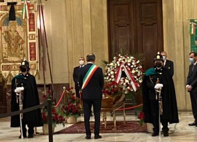 Formentini: camera ardente a Palazzo Marino e giornata di lutto cittadino