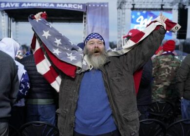 Biden, proclamata la vittoria. Trump: transizione ordinata. Ipotesi rimozione