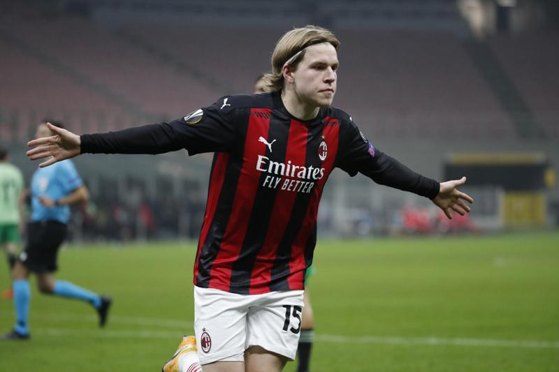 Hauge, offerta al Milan dalla Bundesliga per il Vichingo rossonero Hauge, offerta al Milan dalla Bundesliga per il Vichingo rossonero