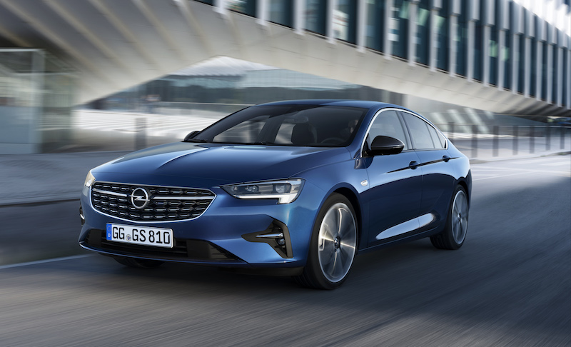 Opel, tante soluzioni tecnologiche per affrontare l’inverno in sicurezza Opel, tante soluzioni tecnologiche per affrontare l’inverno in sicurezza