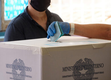 Elezioni, sondaggio: ecco chi vince se si vota. Percentuali e seggi