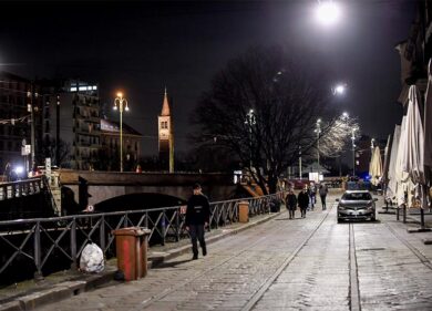 Covid: Governo pensa a nuovi parametri (più rigidi) per la zona rossa