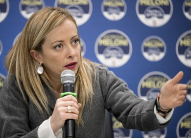 Georgia Meloni appoggia  una action contro il Governo