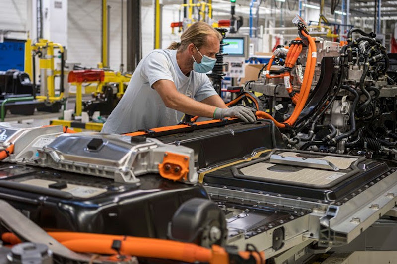 Volvo triplica la capacità produttiva di veicoli elettrici a Ghent Volvo triplica la capacità produttiva di veicoli elettrici a Ghent