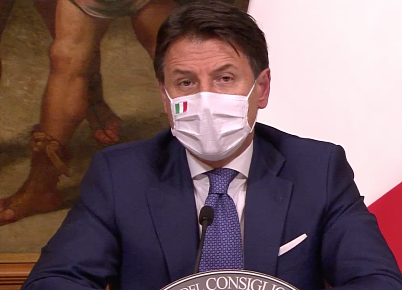 Recovery plan, Conte: martedì sera il Cdm per approvarlo Recovery plan, Conte: martedì sera il Cdm per approvarlo