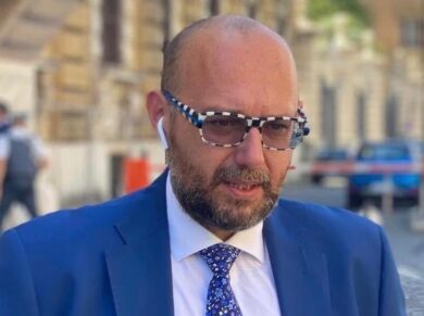 Ristoratori contro governo e virologi, denuncia per allarmismo infondato