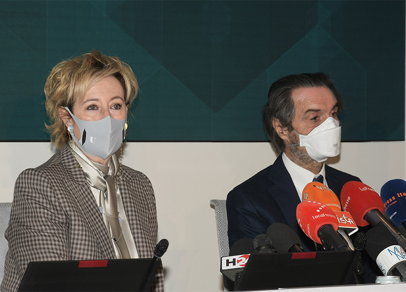 Letizia Moratti con la nuova Giunta Regionale Lombarda Letizia Moratti con la nuova Giunta Regionale Lombarda