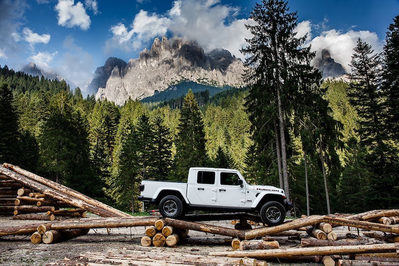 Con l’arrivo di Gladiator, Jeep torna nel mondo dei pick-up Con l’arrivo di Gladiator, Jeep torna nel mondo dei pick-up