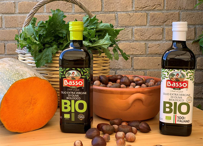 Olio Basso lancia la linea Bio: due etichette per due cultivar differenti Olio Basso lancia la linea Bio: due etichette per due cultivar differenti