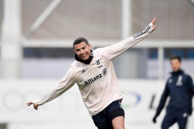 Juve, Ronaldo rinnova a vita: Mendes tratta. E su Milik Auriemma svela…