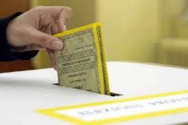 Galleria foto 'Il 50,2% degli italiani vuole il voto. E il 53,8 chiede un governo di Cdx' - foto 1