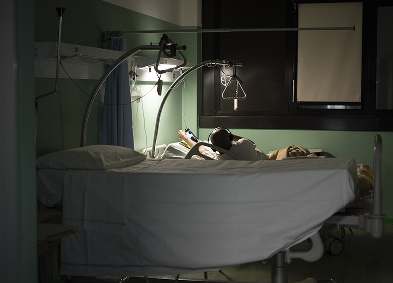 Pascale di Napoli, medico ai domiciliari.L’accusa è di aver lucrato sui malati Pascale di Napoli, medico ai domiciliari.L’accusa è di aver lucrato sui malati