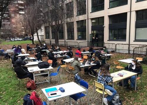 Dad, altri licei milanesi occupati dagli studenti Dad, altri licei milanesi occupati dagli studenti