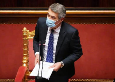 Governo, “L’Udc è fedele al centrodestra. Smentiti i rumor sui Responsabili”